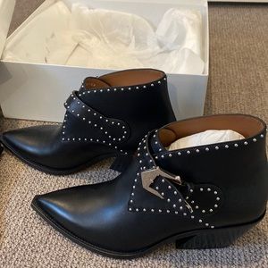 Givenchy BRAND NEW NEVER WORN low boots.